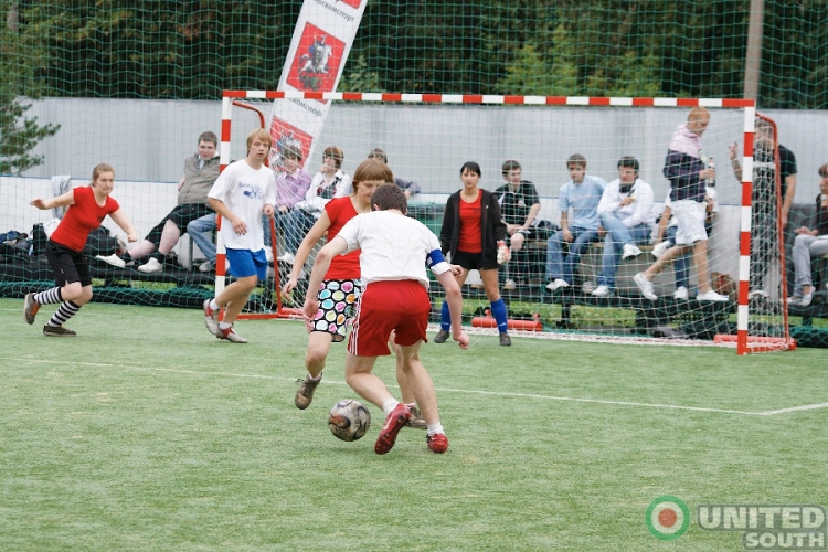 Filename=3_ternir_fanats_LOKO_0038.jpg
Filesize=275KiB
Dimensions=900x600
Date added=Aug 31, 2009 3_ternir_fanats_LOKO_0038.jpg