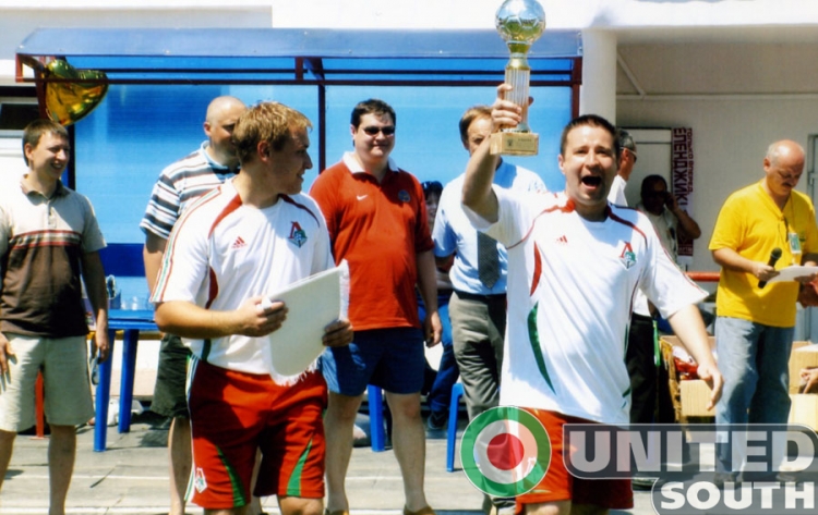 Filename=zabey_gol_fanat_07_(3).jpg
Filesize=198KiB
Dimensions=900x568
Date added=Jan 29, 2009 zabey_gol_fanat_07_(3).jpg