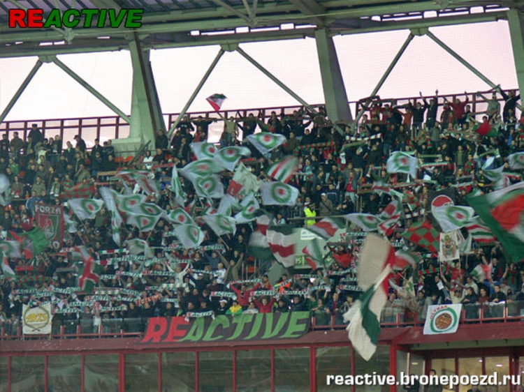 loko-ks_28529~2.jpg