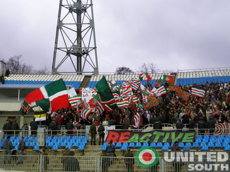 Filename=tttu.jpg
Filesize=200KiB
Dimensions=800x600
Date added=Feb 25, 2009 tttu.jpg