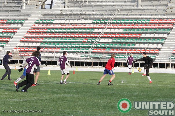 Red-green_squad_-_El_Loko_10.jpg