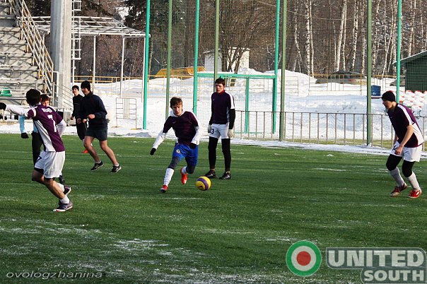 Red-green_squad_-_El_Loko_8.jpg
