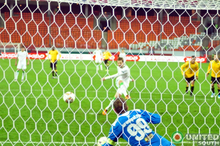 lokomotiv-aek2011_(22).jpg