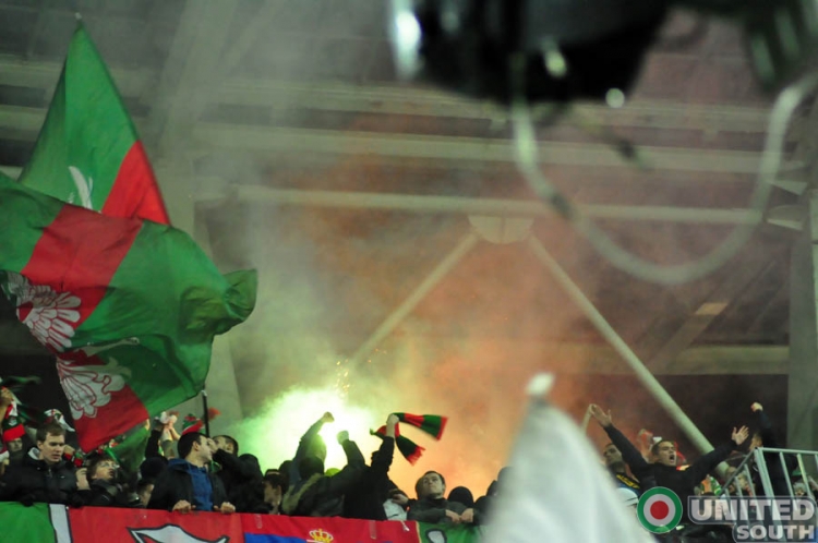 lokomotiv-aek2011_(26).jpg