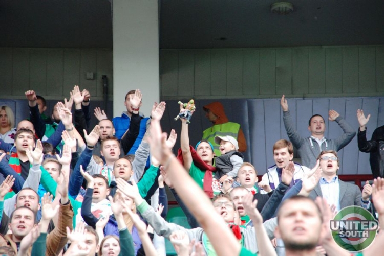 Filename=lokomotiv-apollon14-15_(10).jpg
Filesize=89KiB
Dimensions=900x602
Date added=Aug 29, 2014 lokomotiv-apollon14-15_(10).jpg
