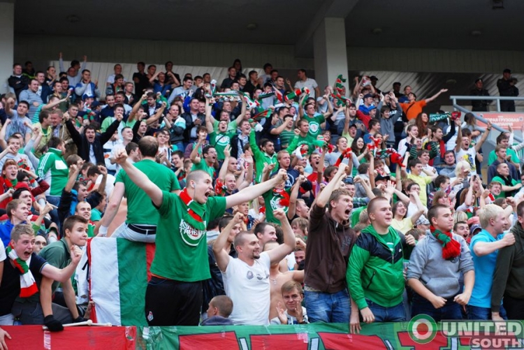 Filename=lokomotiv-dinamo12-13_(30).JPG
Filesize=133KiB
Dimensions=900x602
Date added=Aug 25, 2012 lokomotiv-dinamo12-13_(30).JPG