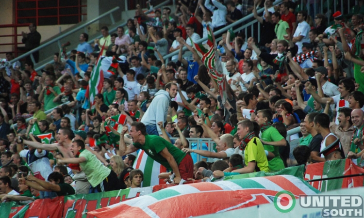 Filename=lokomotiv_spartak_trnava2011_(10).JPG
Filesize=233KiB
Dimensions=800x480
Date added=Aug 19, 2011 lokomotiv_spartak_trnava2011_(10).JPG