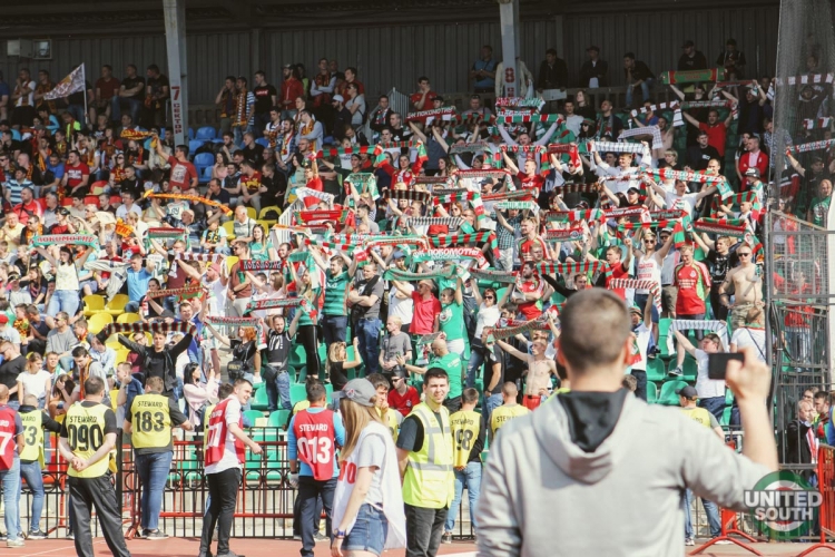 Filename=Arsenal-Lokomotiv17-18-21.jpg
Filesize=281KiB
Dimensions=1200x800
Date added=May 16, 2018 Arsenal-Lokomotiv17-18-21.jpg