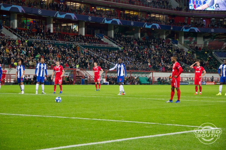 Filename=Lokomotiv-Porto_18-19_281929.jpg
Filesize=441KiB
Dimensions=1200x800
Date added=Nov 19, 2018 Lokomotiv-Porto_18-19_281929.jpg