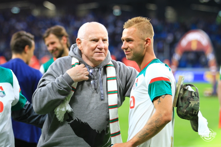 Filename=Zenit-Lokomotiv-226.jpg
Filesize=295KiB
Dimensions=1200x800
Date added=Jul 09, 2019 Zenit-Lokomotiv-226.jpg